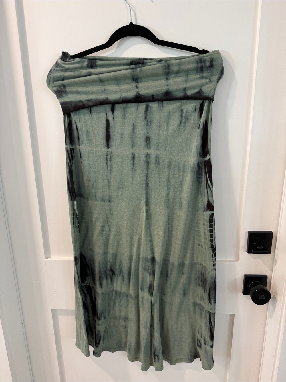 Strapless Billabong midi dress